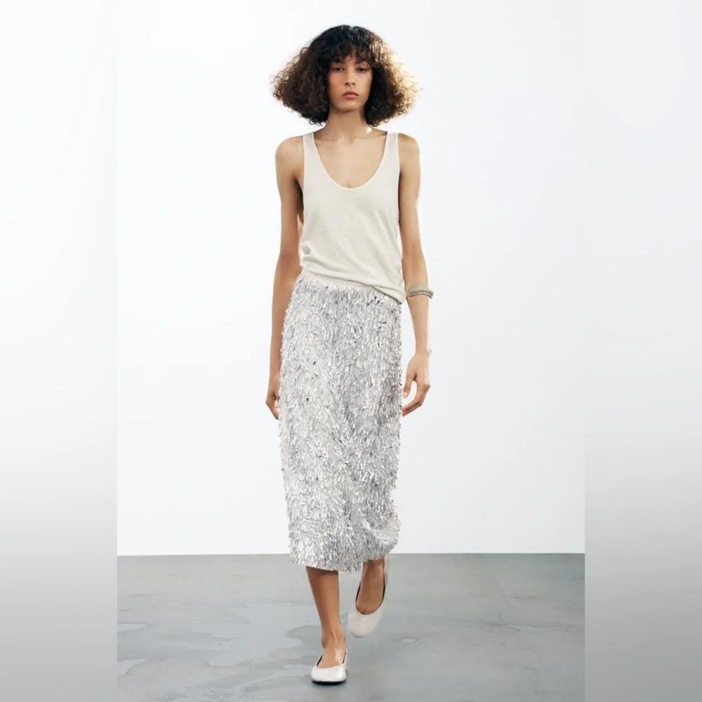 ZARA SEQUIN MIDI SKIRT - Picture 4 of 9